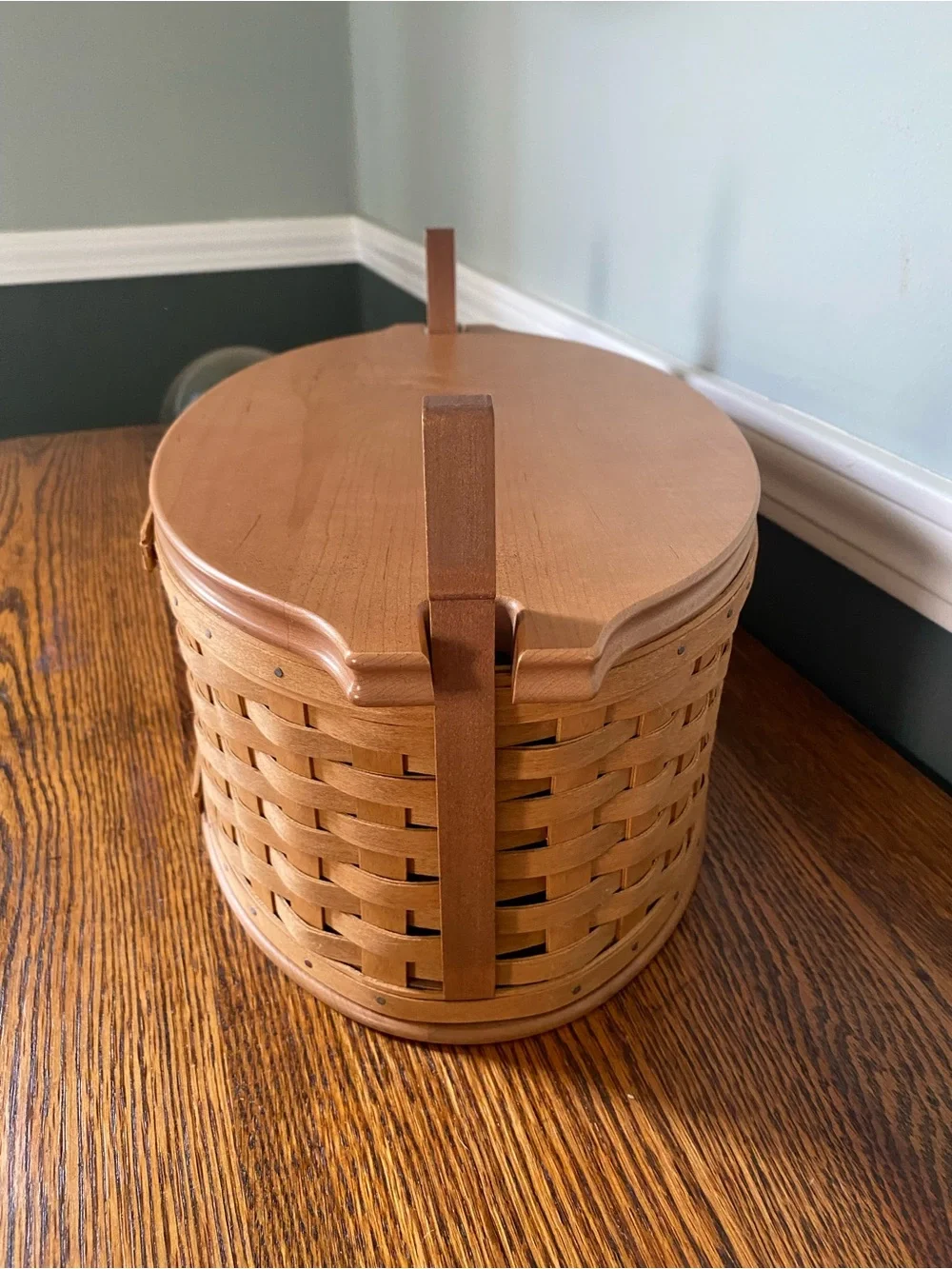 Vintage Longaberger 2004 Collectors Club Family Legacy Basket COA